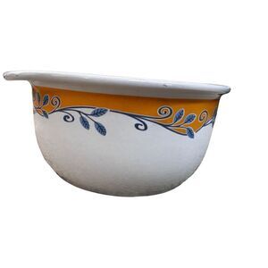 Corelle Corning floral  stone ware  1 1/2 quarts  mixing bowl